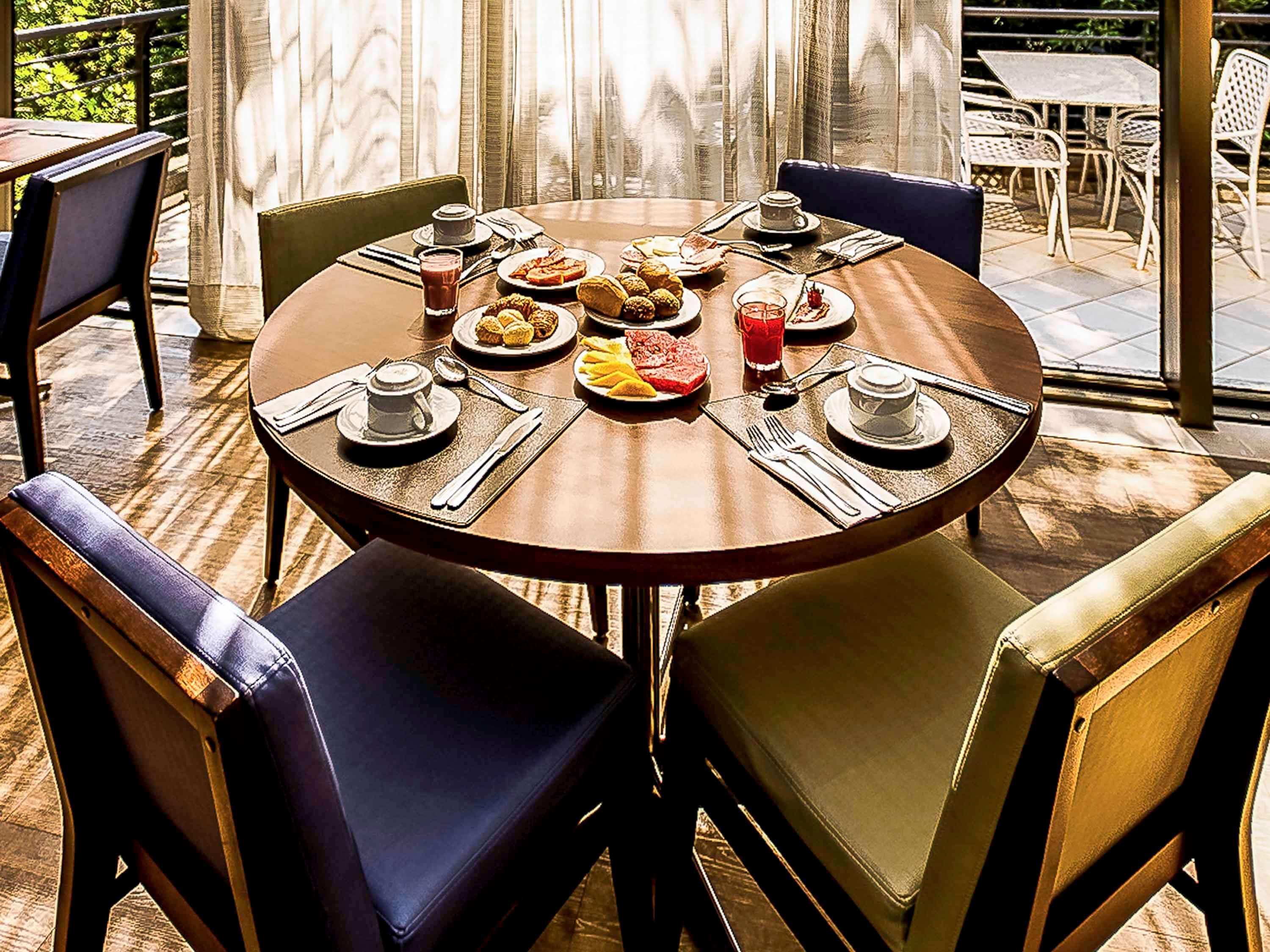 Novotel Porto Alegre Tres Figueiras Exterior photo
