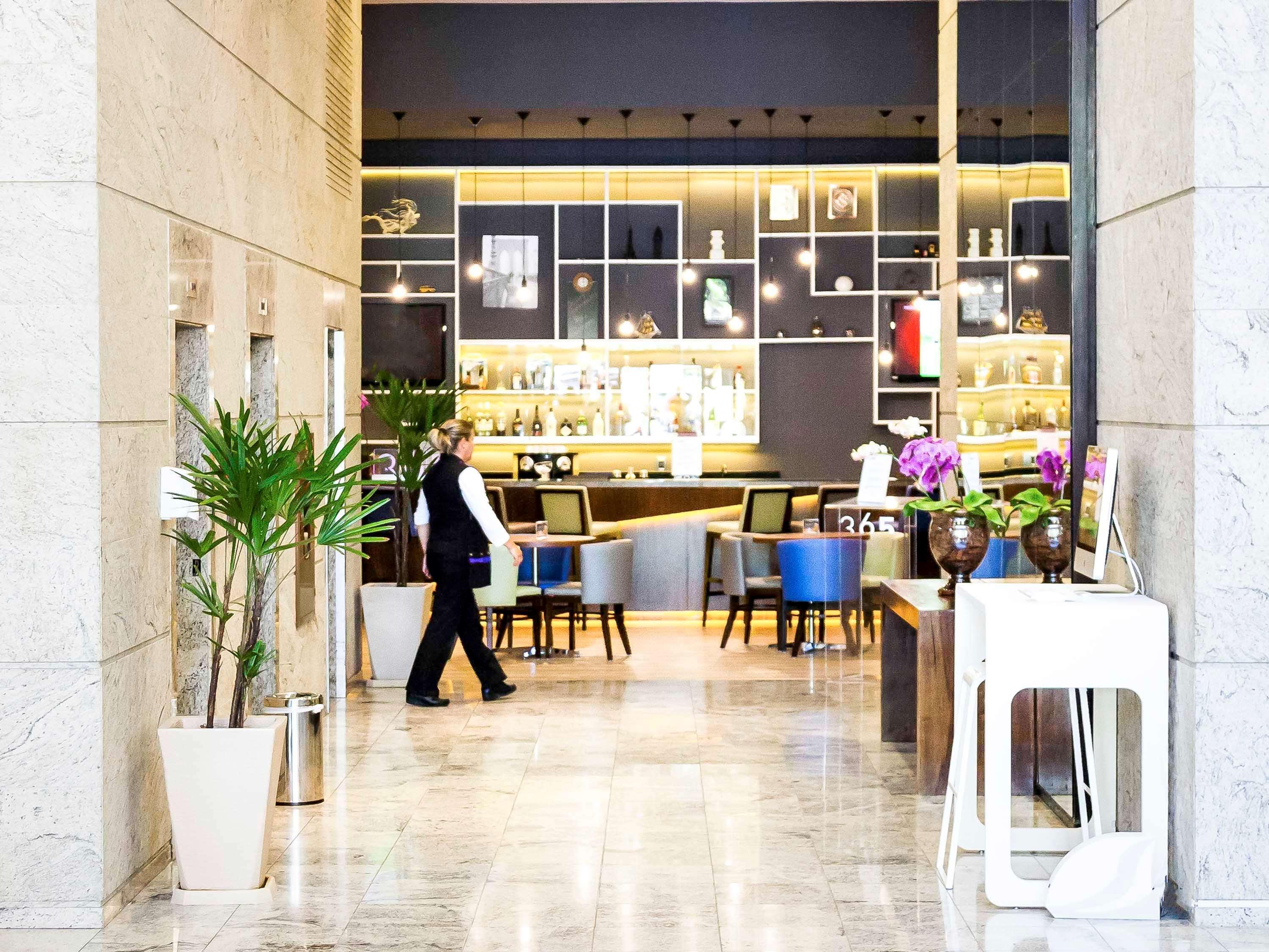 Novotel Porto Alegre Tres Figueiras Exterior photo