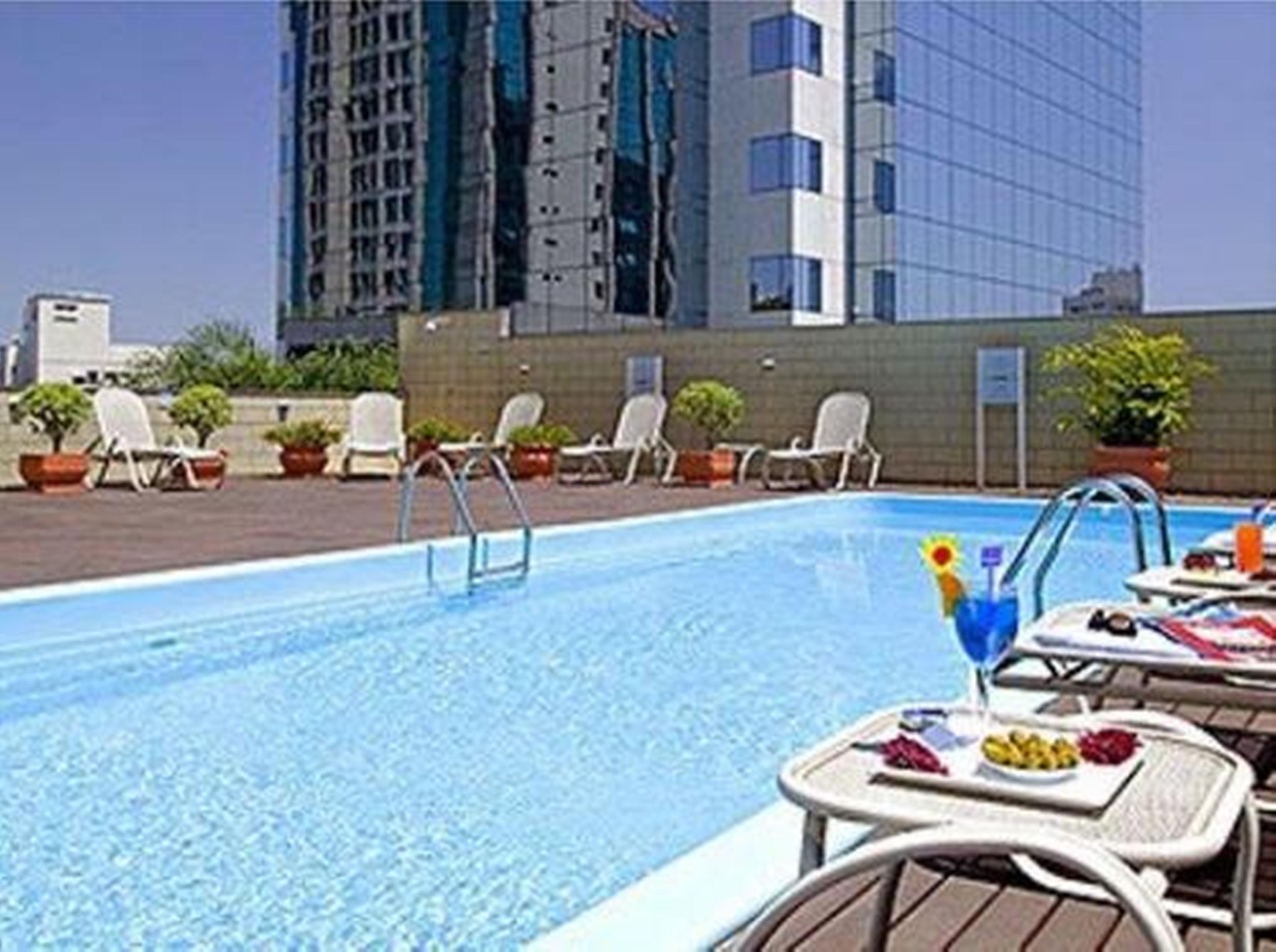 Novotel Porto Alegre Tres Figueiras Exterior photo