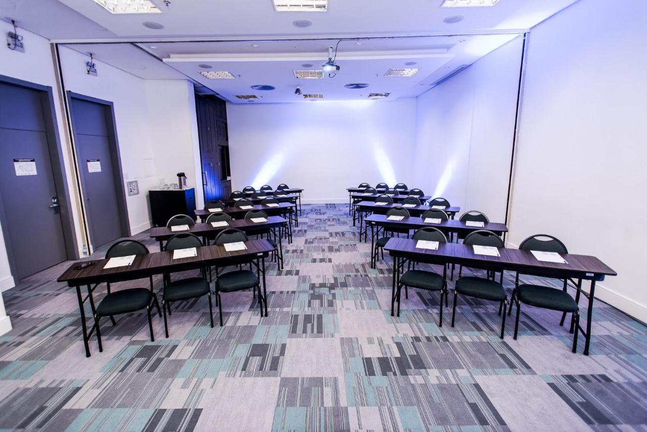 Novotel Porto Alegre Tres Figueiras Exterior photo